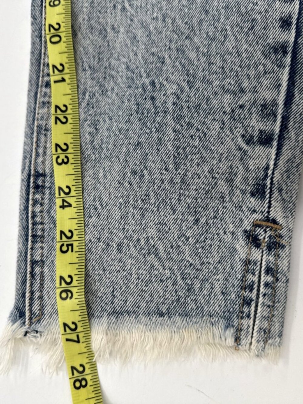 Kancan Womens Jeans 5 26 Acid Wash Denim Ripped Distressed Raw Hem Stretch NEW - Picture 8 of 12
